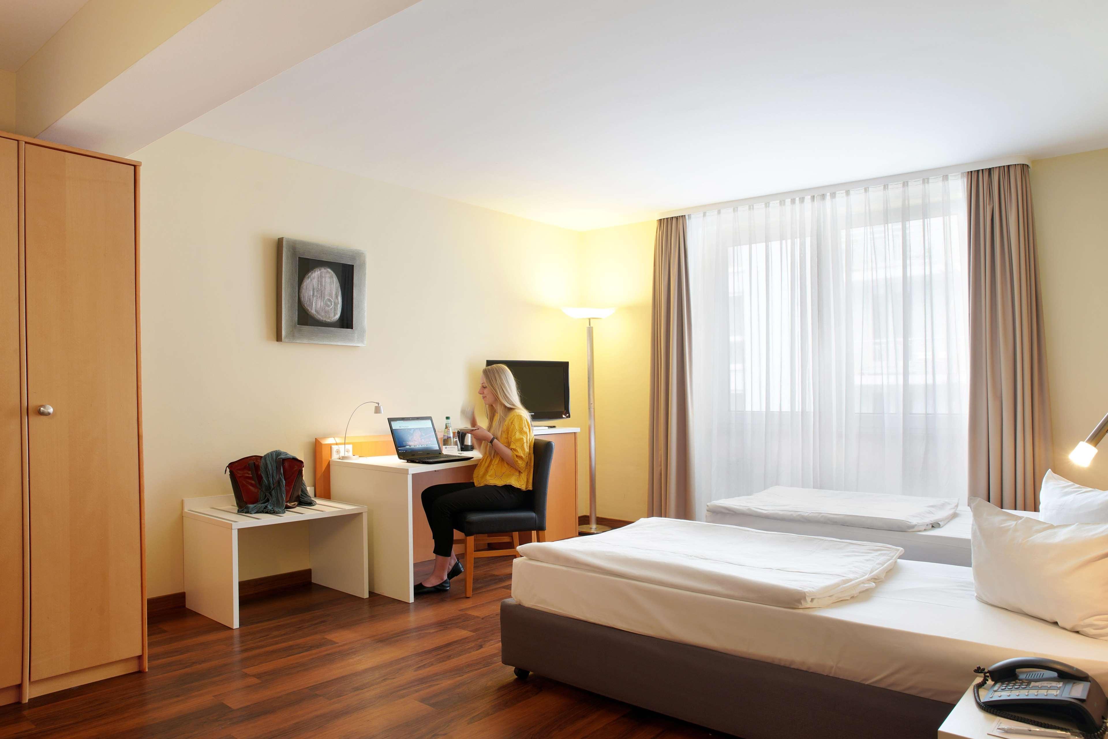 Best Western Macrander Hotel Dresden Exterior photo