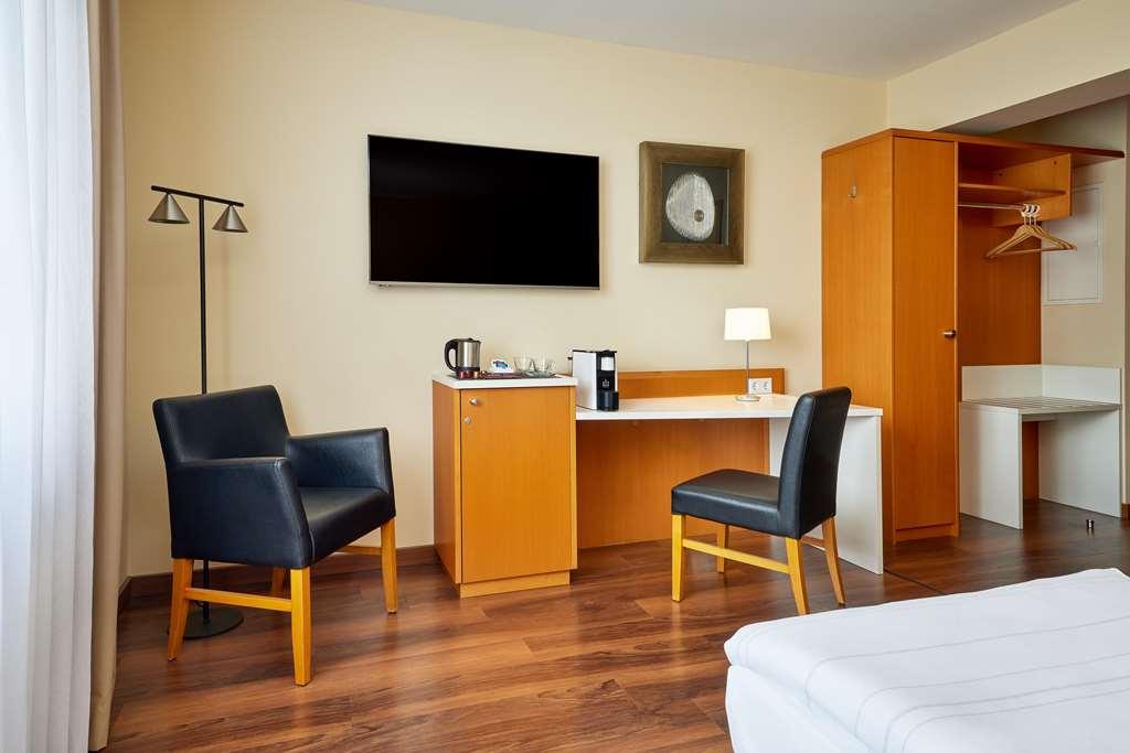 Best Western Macrander Hotel Dresden Room photo