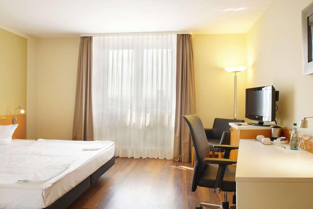 Best Western Macrander Hotel Dresden Room photo